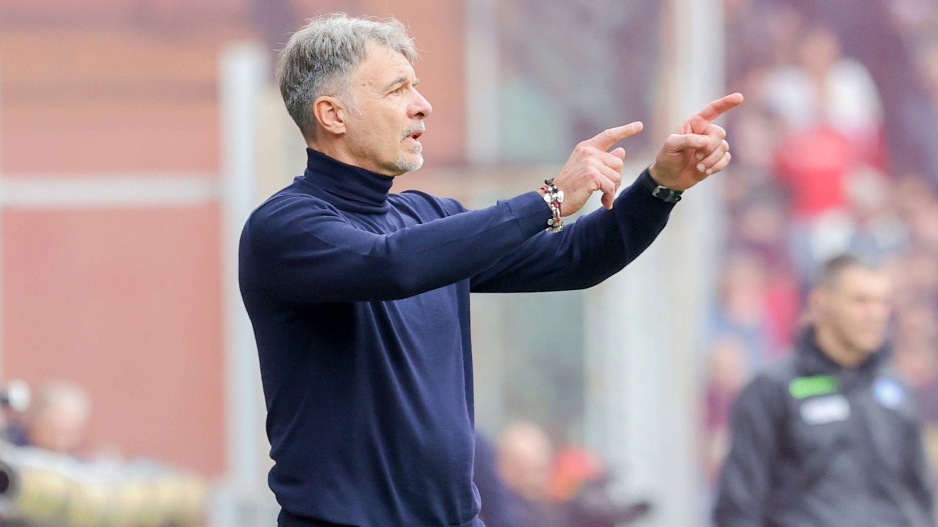 Italien: Fans von Turin werfen Dung vor Übungsplatz