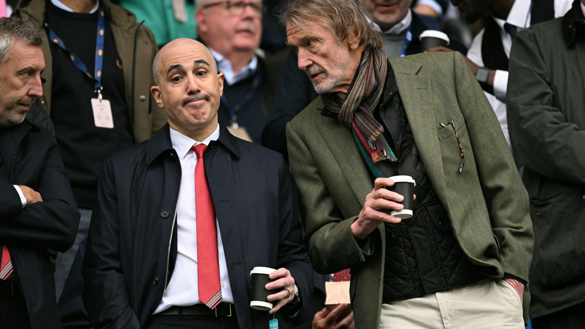 Manchester United erfreut sich an Profiten nach Personalreduktion