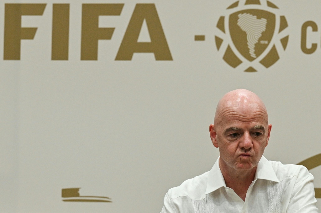 Infantino confirma que la repesca para el Mundial 2026 se mantendrá en México