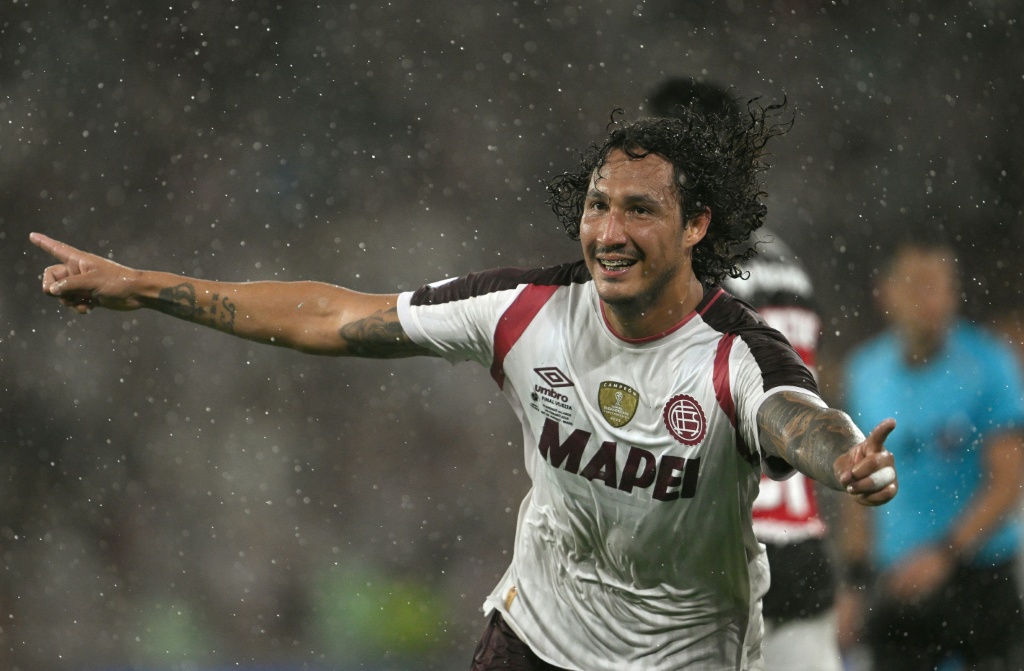 Lanús derrota Flamengo no tempo extra por 3-2 e conquista a Recopa Sul-Americana