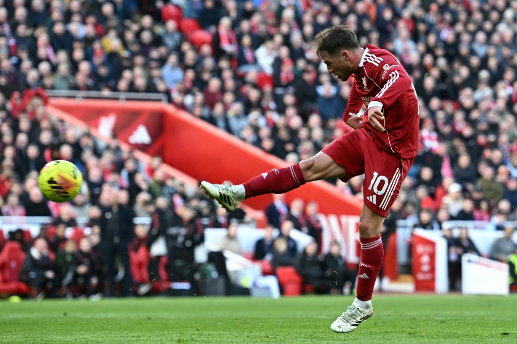 Liverpool travolge il West Ham con cinque gol, City senza Haaland di fronte alla sfida Leeds