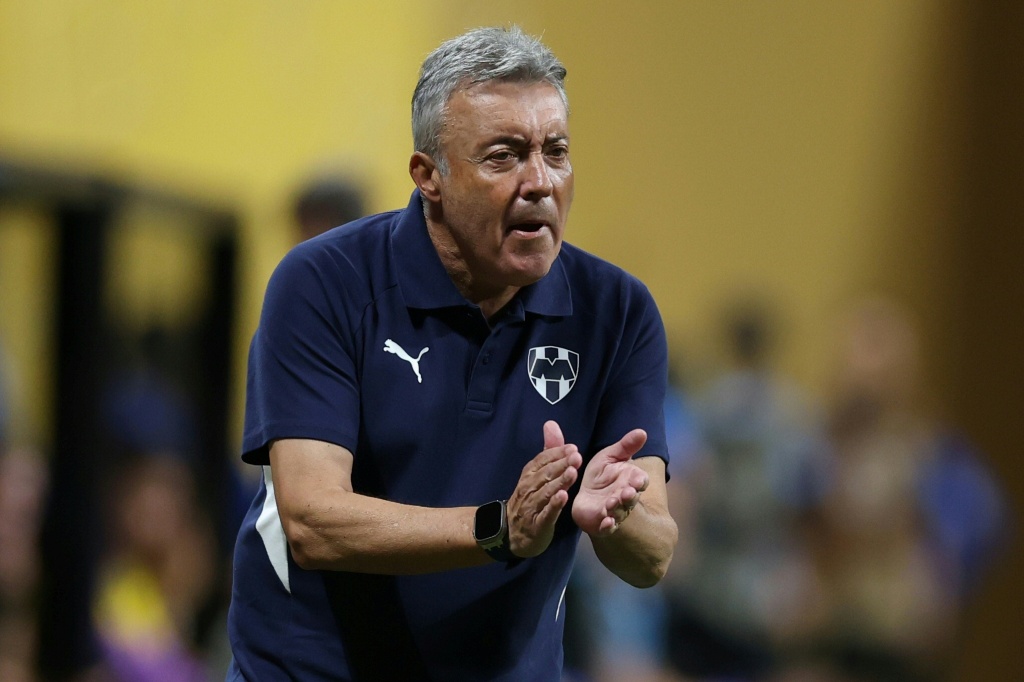 Antigo treinador do Flamengo o espanhol Domènec Torrent dispensado do Monterrey