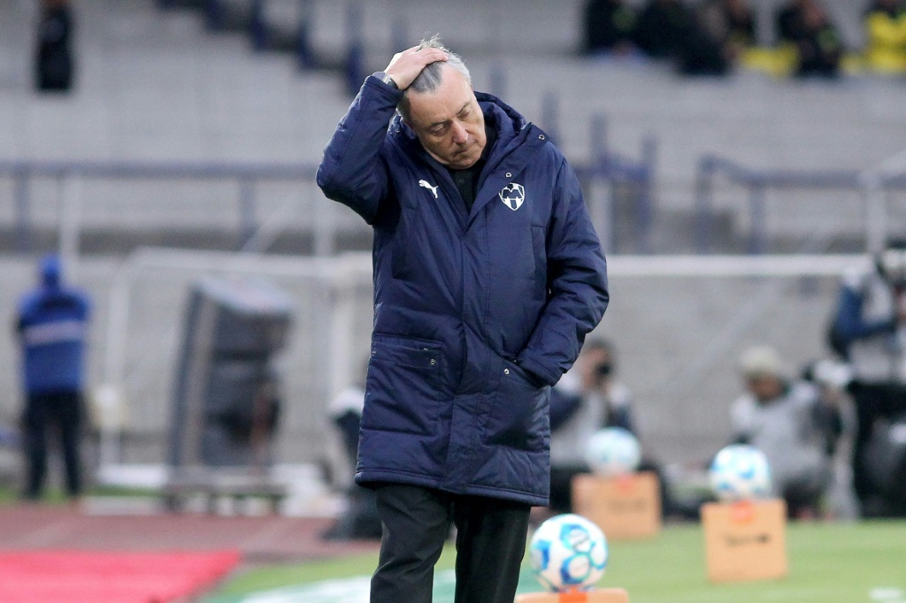 Domènec Torrent deja el cargo de director técnico en el Monterrey