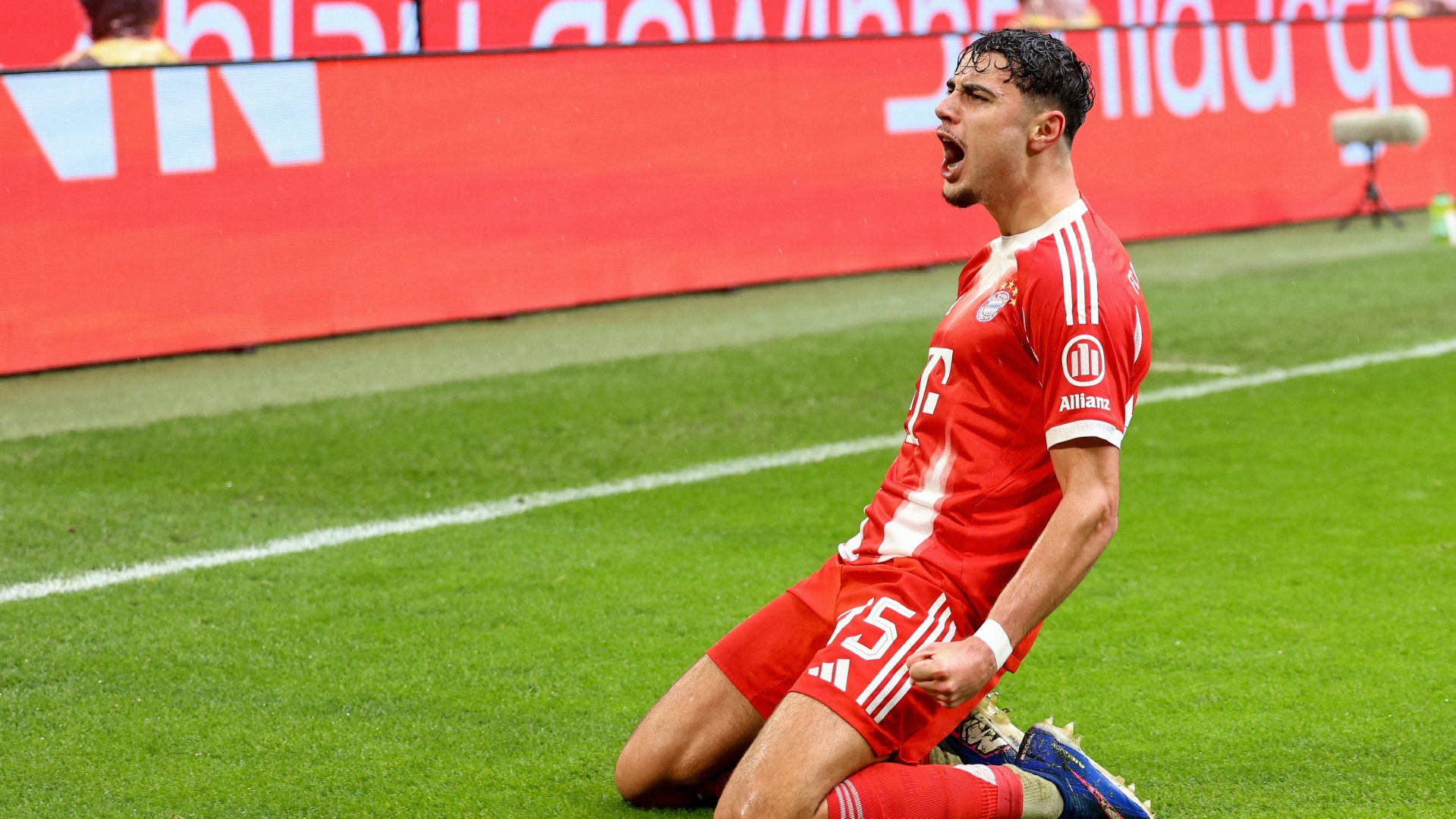 Pavlovic lobt Kompany enthusiastisch: "Er hat enormen Einfluss"