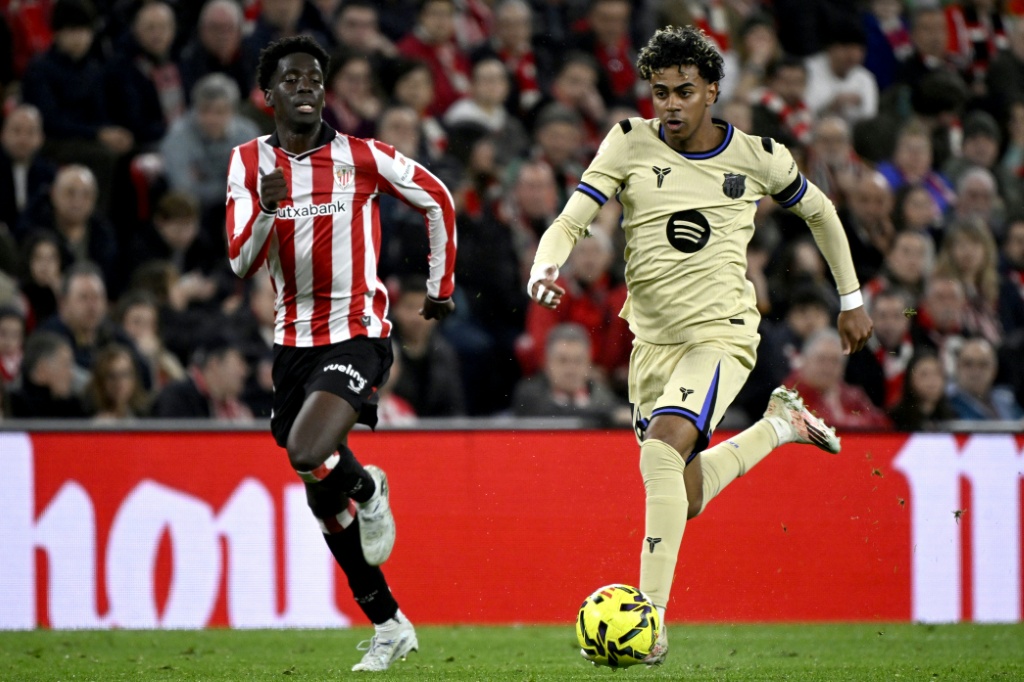 Barça apaga sus penas de Copa conquistando San Mamés en Liga