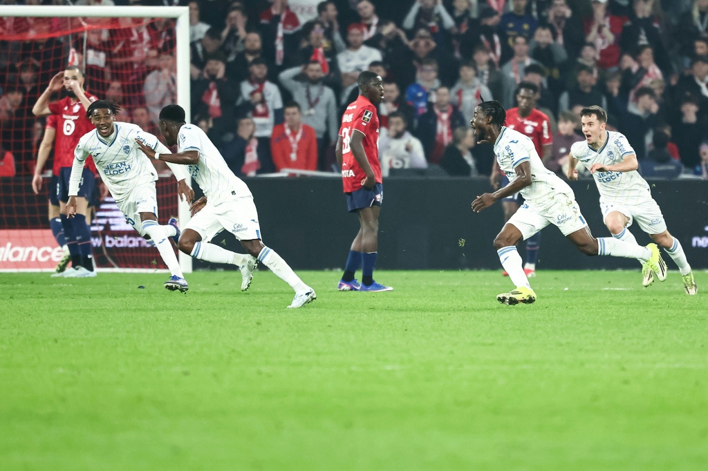 Ligue 1: Lille déçoit de nouveau, égalisé au bout du suspense par Lorient