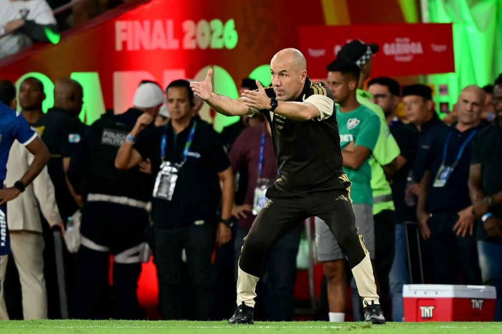 Flamengo se impone en el Campeonato Carioca por penaltis frente a Fluminense en el debut de Leonardo Jardim