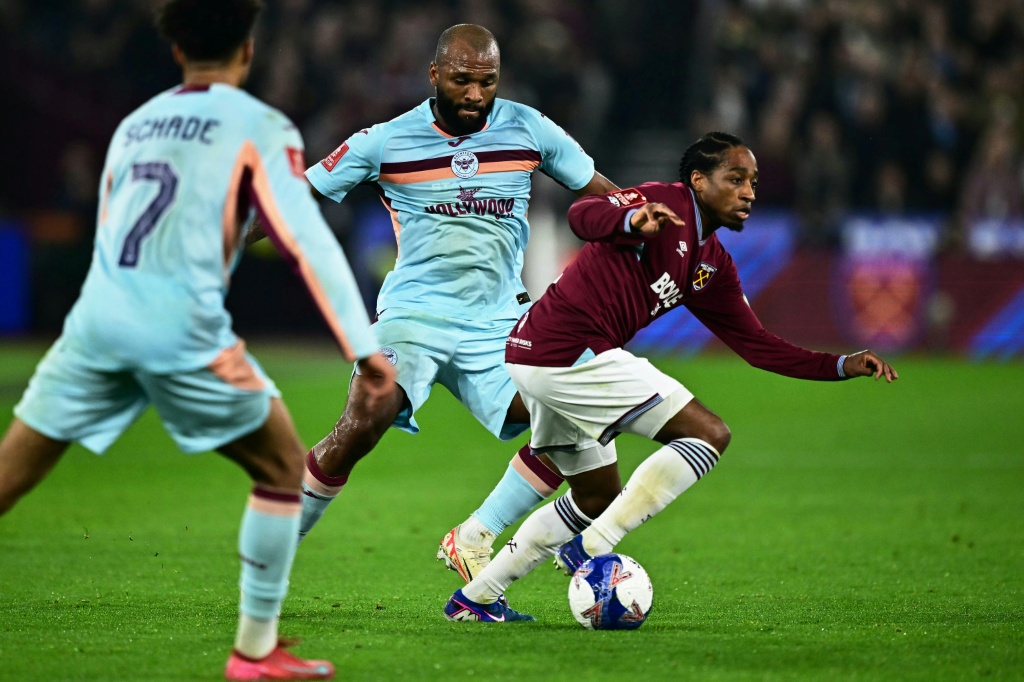 West Ham pasa a cuartos de la FA Cup al vencer en penales al Brentford