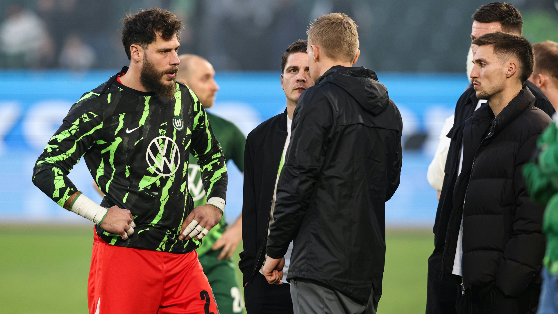 Nach Ausschreitungen: Wolfsburgs Ersatzkeeper Müller für ein Match gesperrt