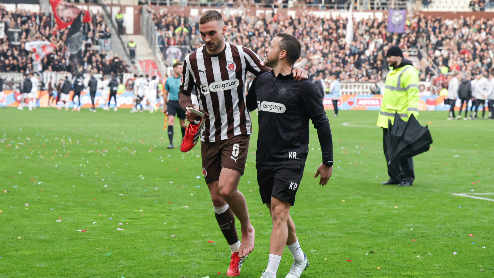 FC St. Pauli fehlt Sands und Saliakas im Duell bei Mönchengladbach