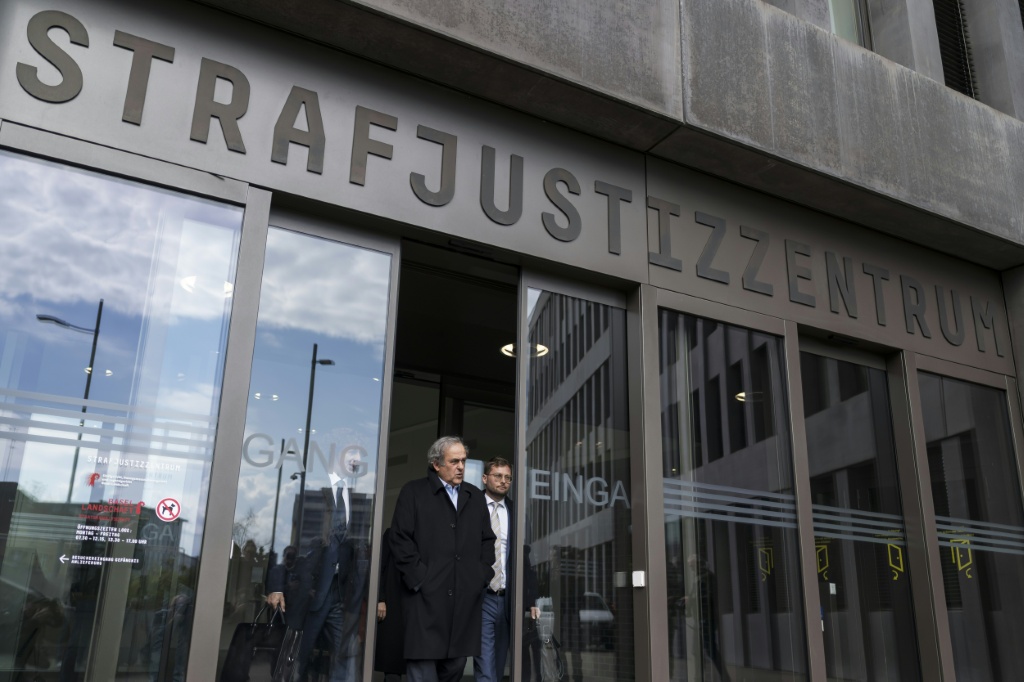 Michel Platini afirma que no olvida a quienes le causaron perjuicio