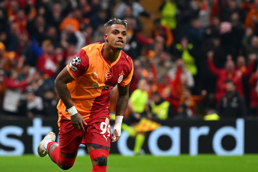 Ligue des Champions : Galatasaray Renverse à Nouveau Liverpool et S'Ouvre une Légère Avance