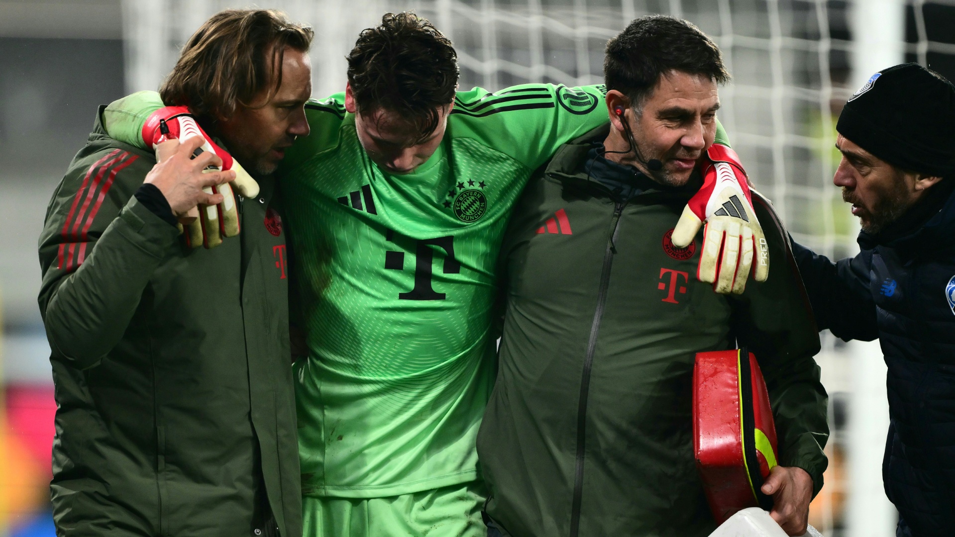 Bayern vorerst ohne Musiala Davies und Urbig