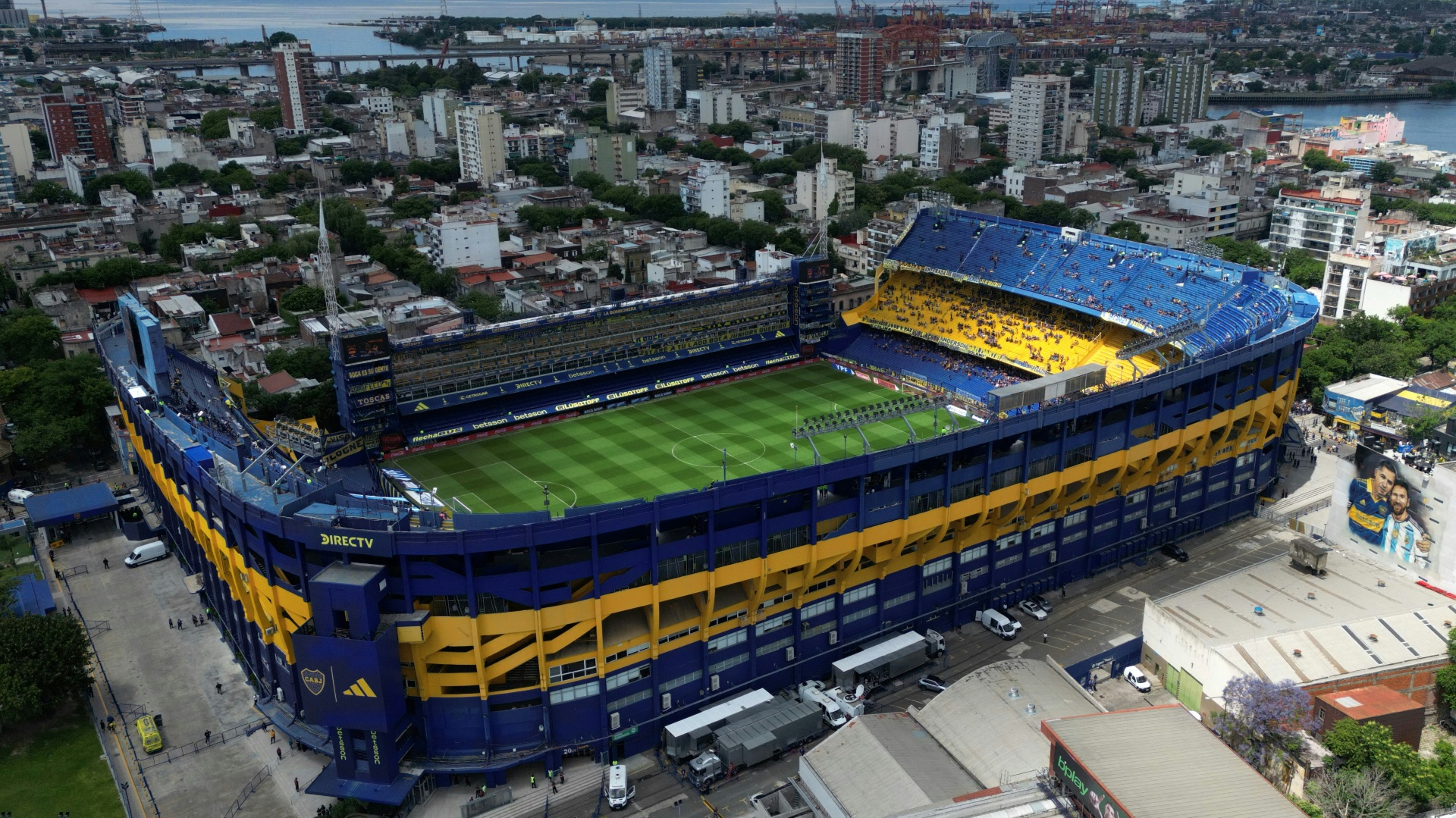 "La Bombonera" steht vor Umbau und Ausbau