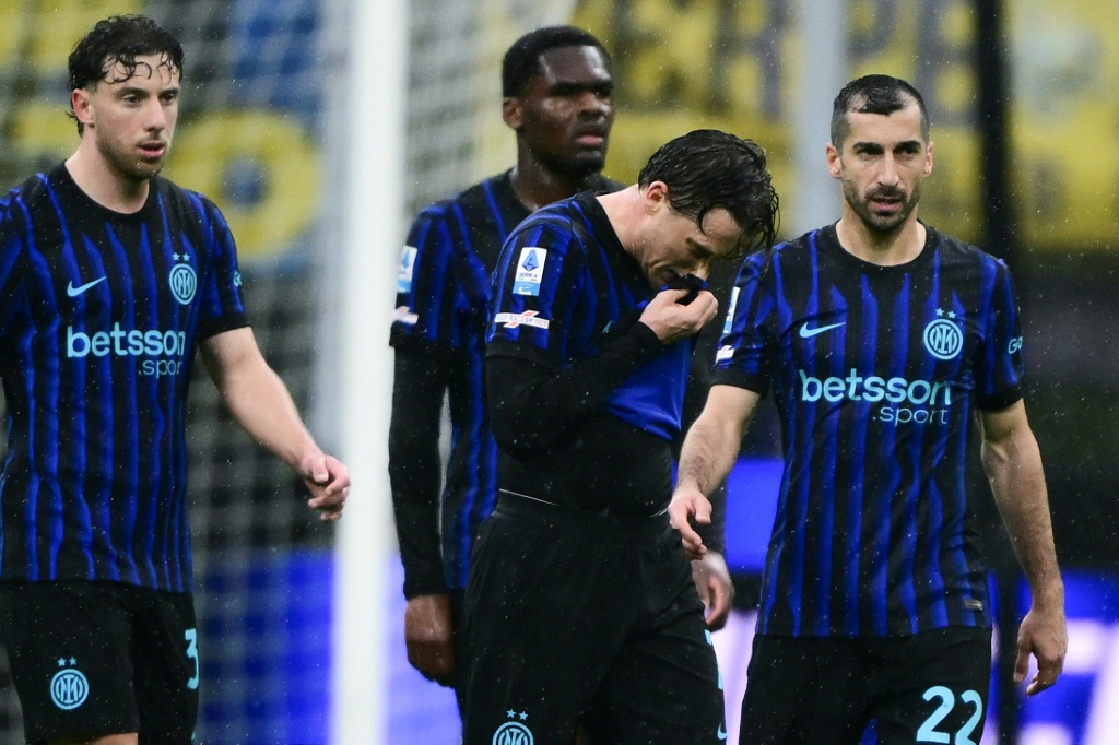 Woedende Inter ziet Serie A titelambities gestuit worden terwijl McTominay terugkeert bij triomferend Napoli