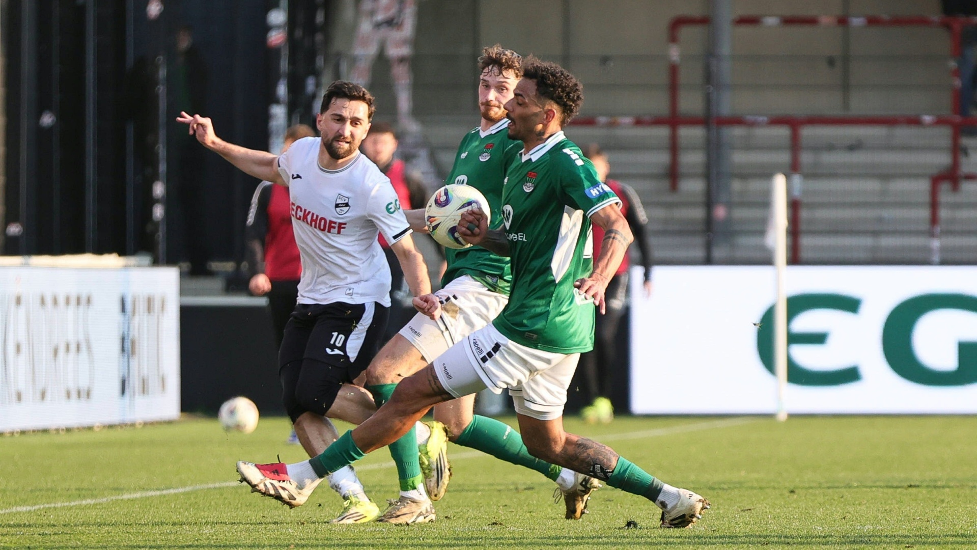 3. Liga: Verl bleibt an den Spitzenplätzen dran