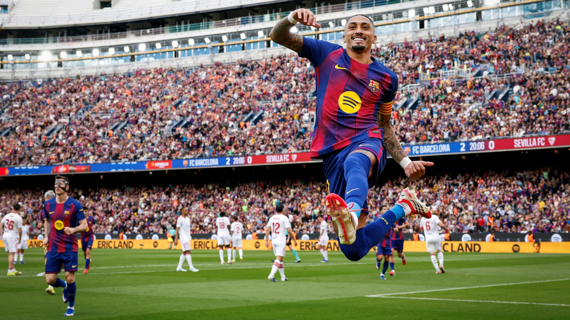 Barcelona distanziert sich von Real Madrid