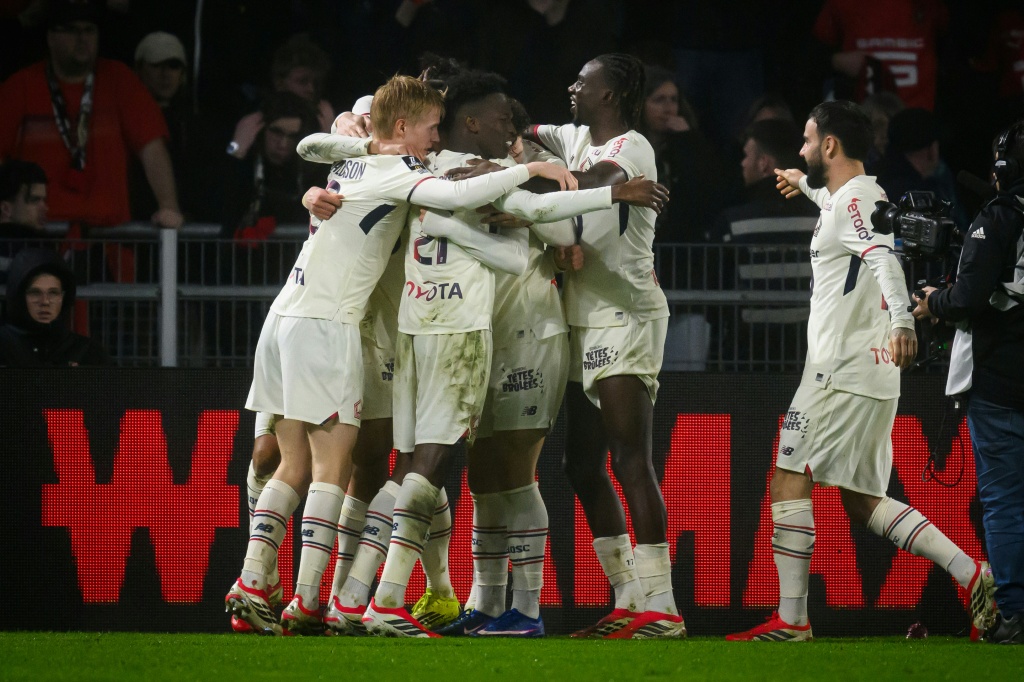 Ligue 1 Lille surpasse Rennes et grimpe au classement