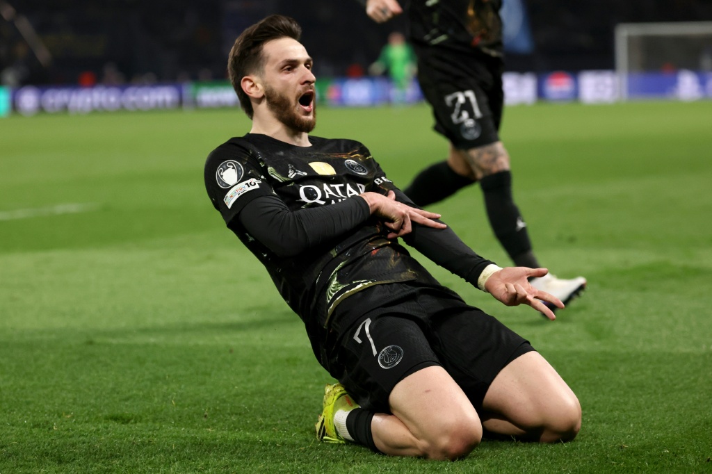 Ligue des champions Kvaratskhelia excelle dans les grands rendez vous