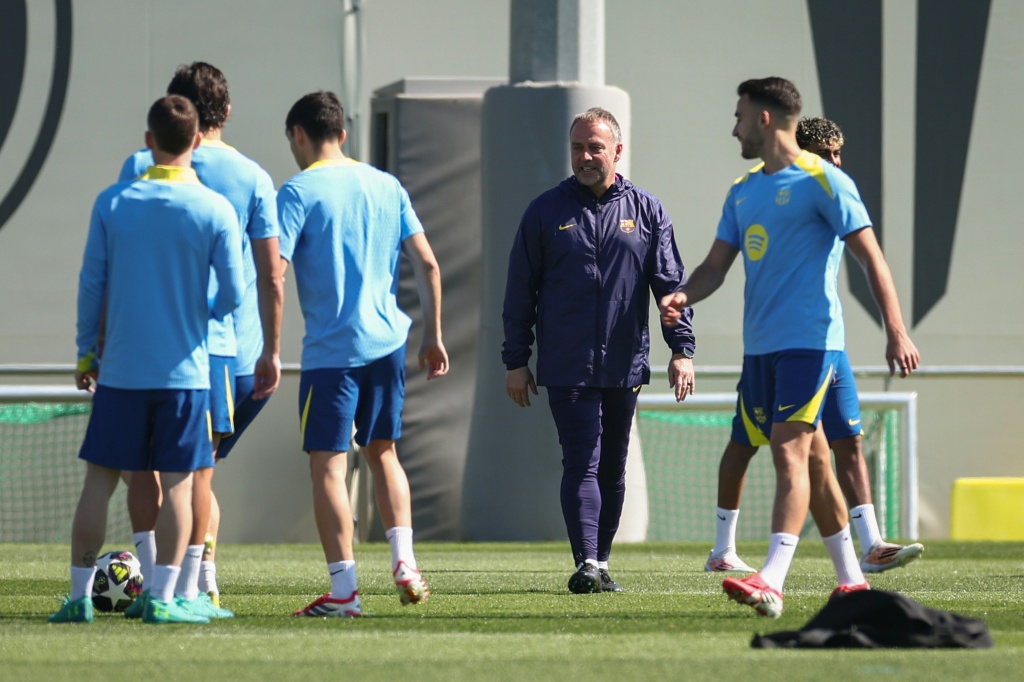 Hansi Flick afirma que o Barcelona será o seu último emblema