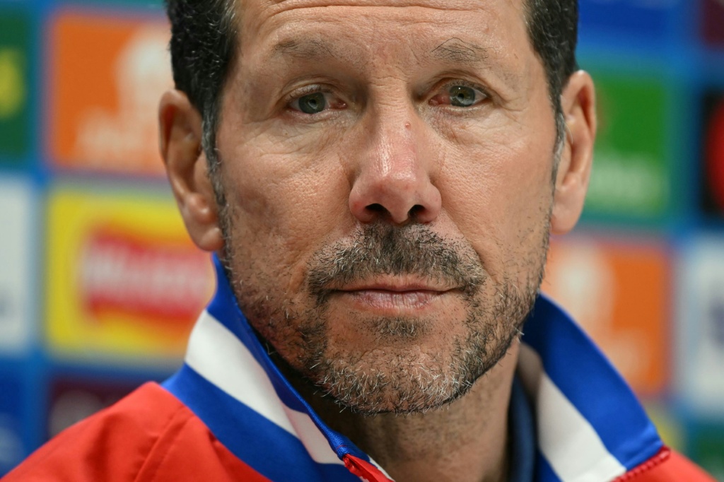 Pelatih Atletico Simeone Dukung Bek Tottenham Romero