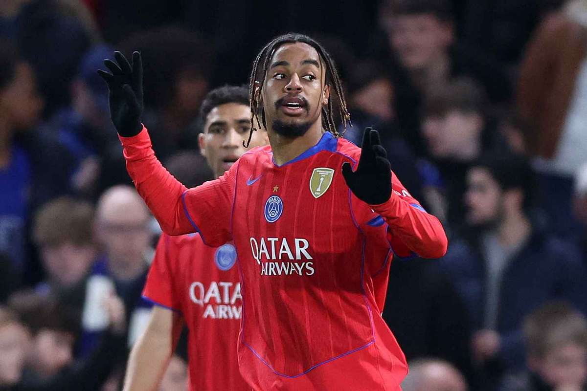 El PSG aplasta al Chelsea y afianza sus opciones para defender el título (0-3)