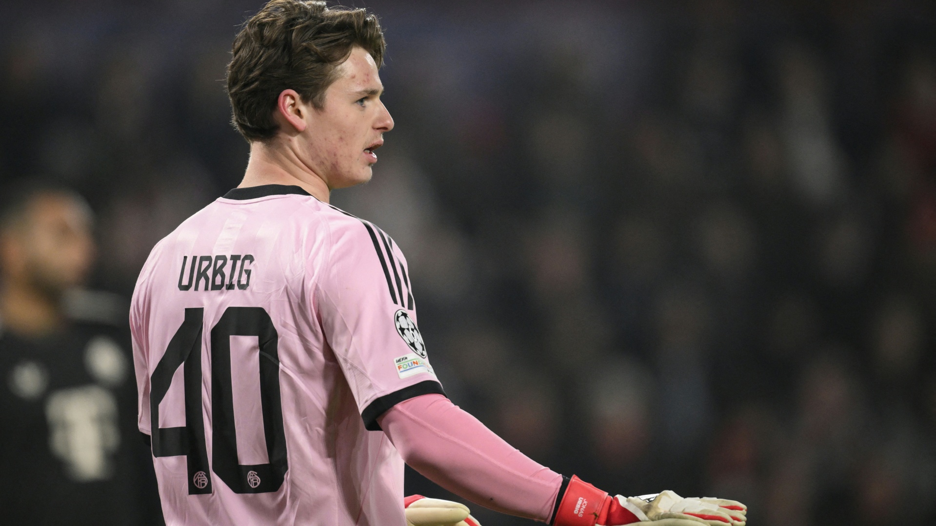 Bayern mit Urbig gegen Bergamo