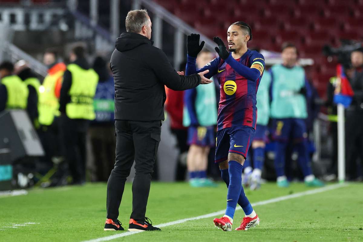 Flick: Tenemos que ver a Eric y Joan no es grave pero hay que esperar