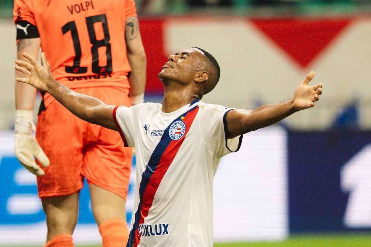 Campeonato Brasileiro: Bahia derrota Bragantino por 2 a 0 e segue invicto