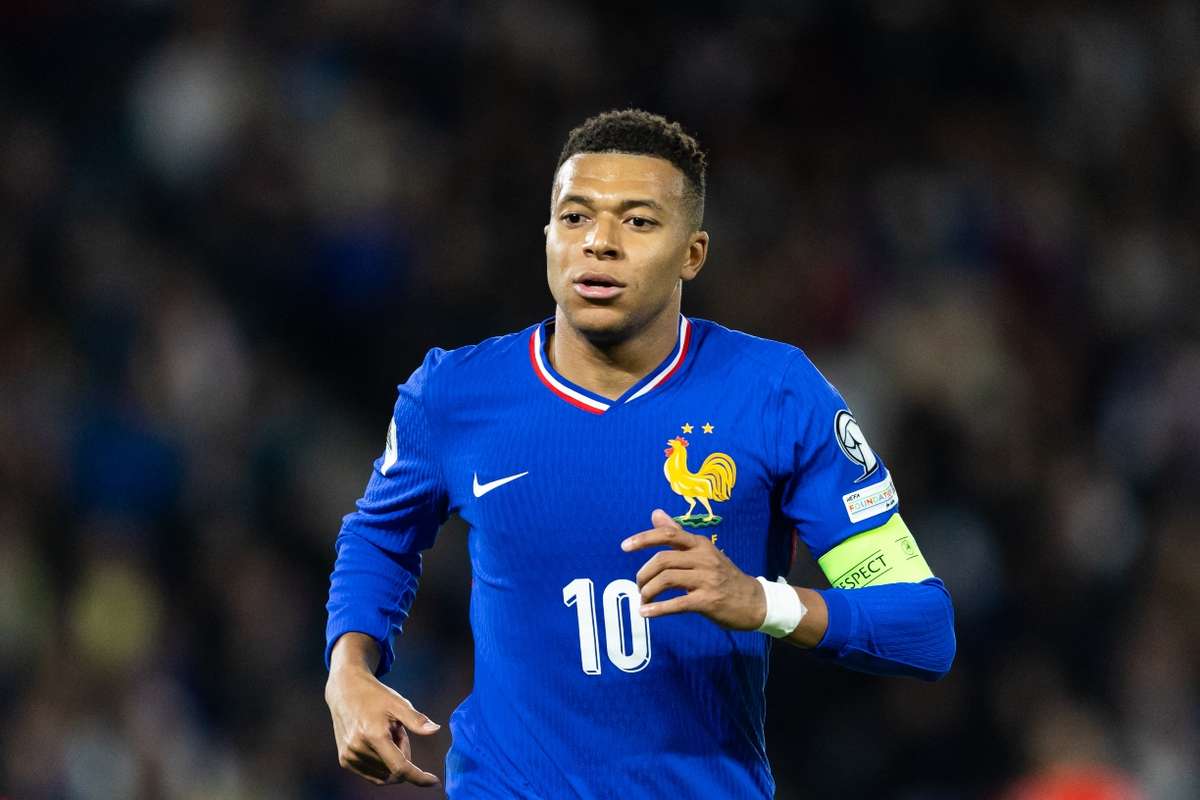 Francia incluye a Camavinga, Tchouameni y Mbappe en su seleccion