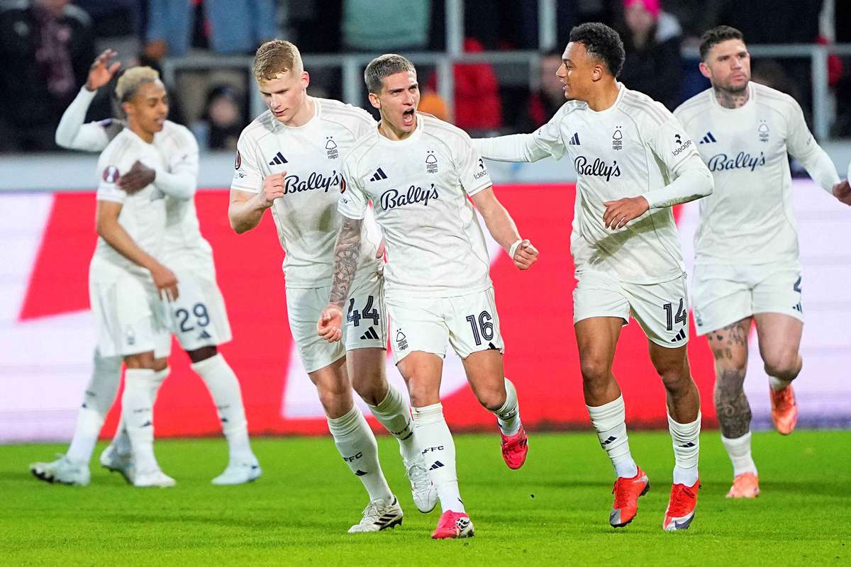 Nottingham Forest vence Midtjylland nos penáltis e segue às quartas da Liga Europa
