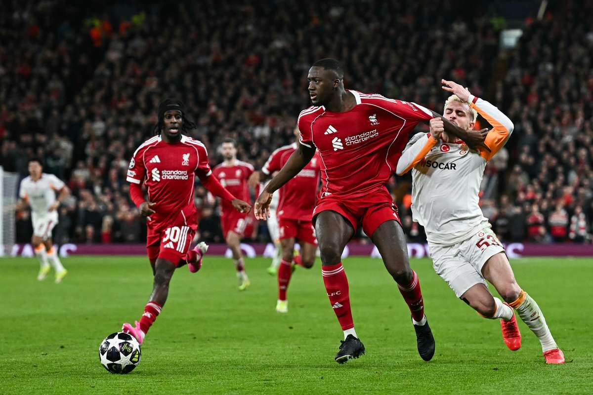 Liverpool repudia los insultos racistas deshumanizantes y cobardes hacia Konate