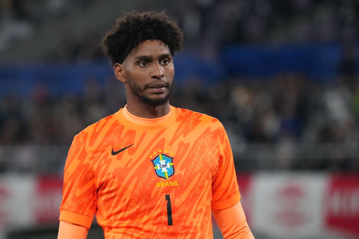 Hugo Souza do Corinthians chamado para a selecção após exclusão de Alisson