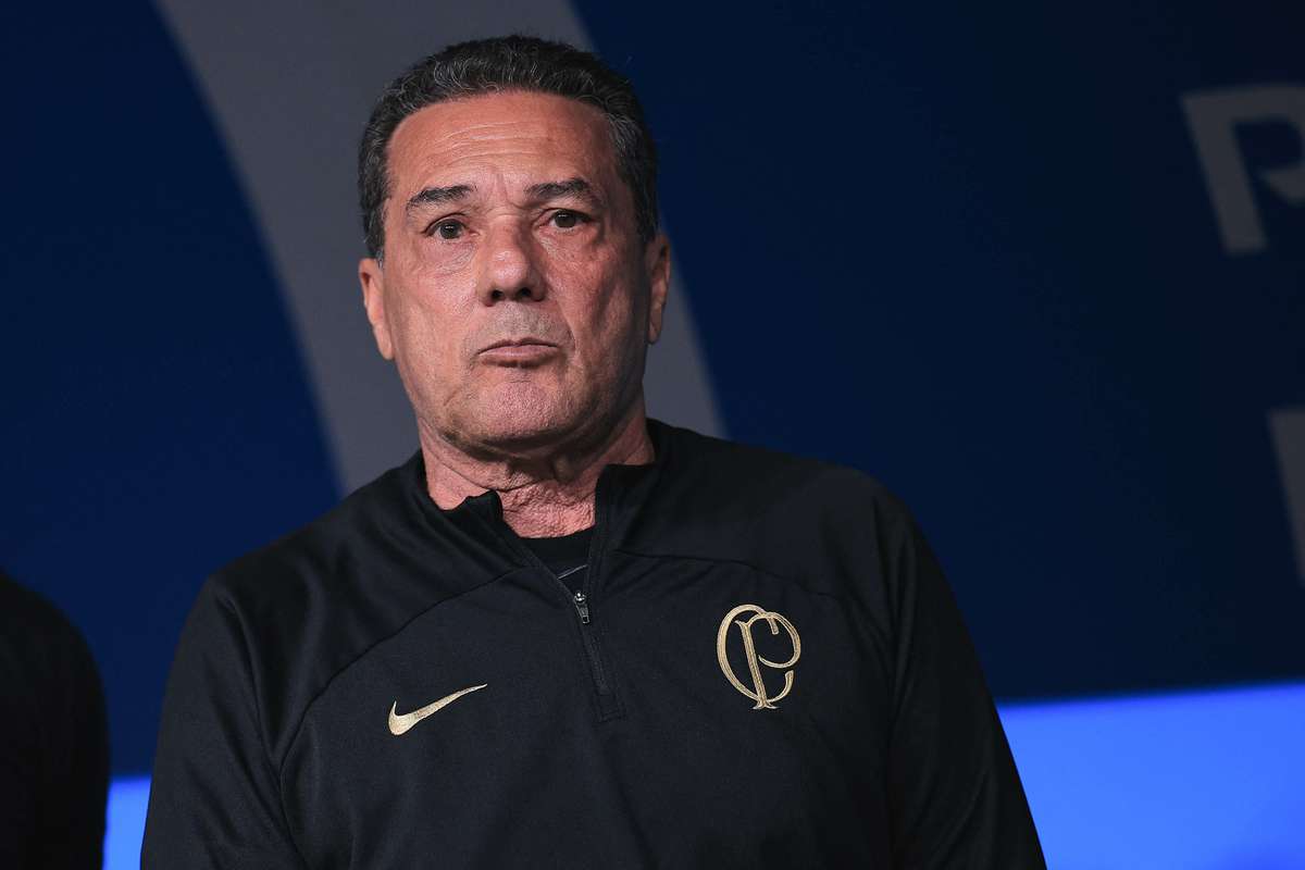 Vanderlei Luxemburgo ex treinado da seleção brasileira e Real Madrid hospitalizado devido a infecção pulmonar