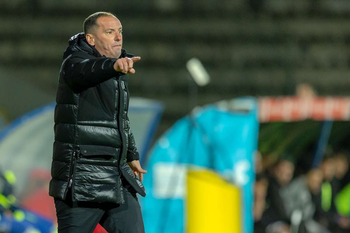 Petit garante Santa Clara realista contra o Gil Vicente