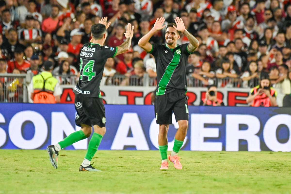 Banfield y Atlético Tucumán abandonan el fondo de la tabla con victorias importantes