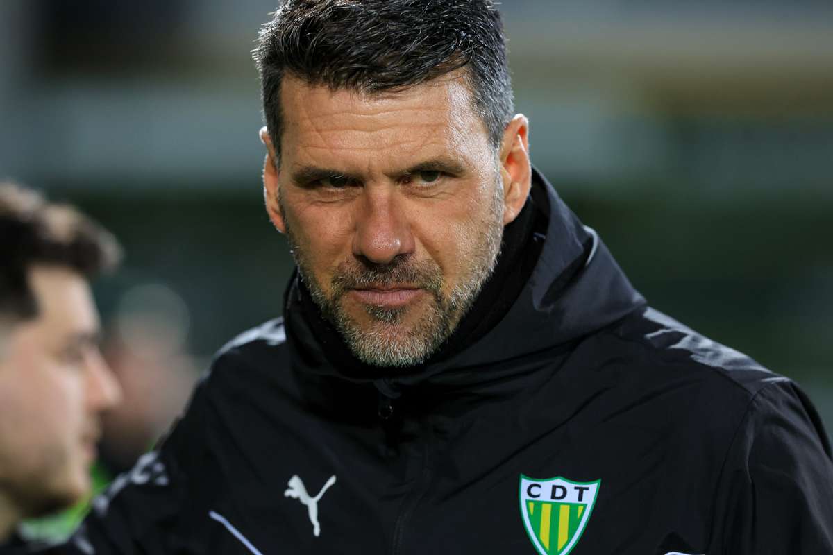 Liga Portuguesa Cristiano Bacci lidera a décima troca de comando técnico