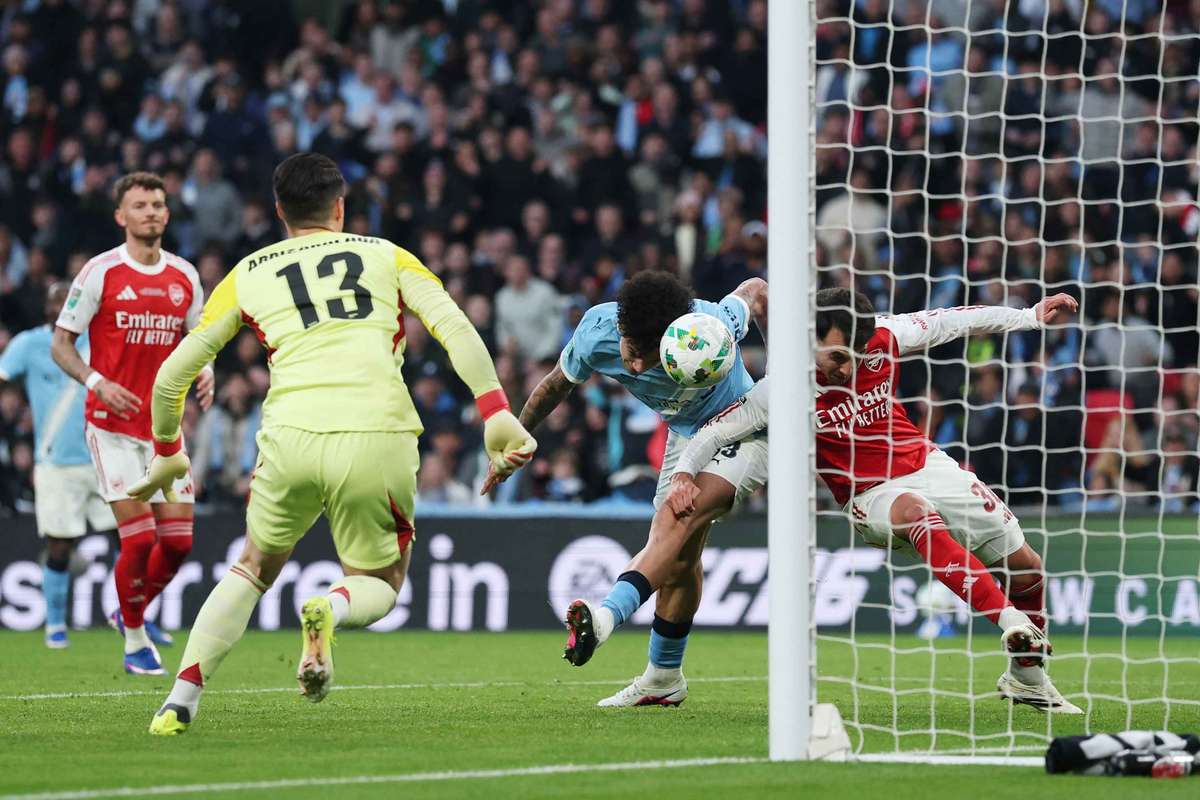 Taça da Liga de Inglaterra: Falha de Kepa e assistência de Matheus Nunes asseguram troféu ao Manchester City contra o Arsenal (0-2)