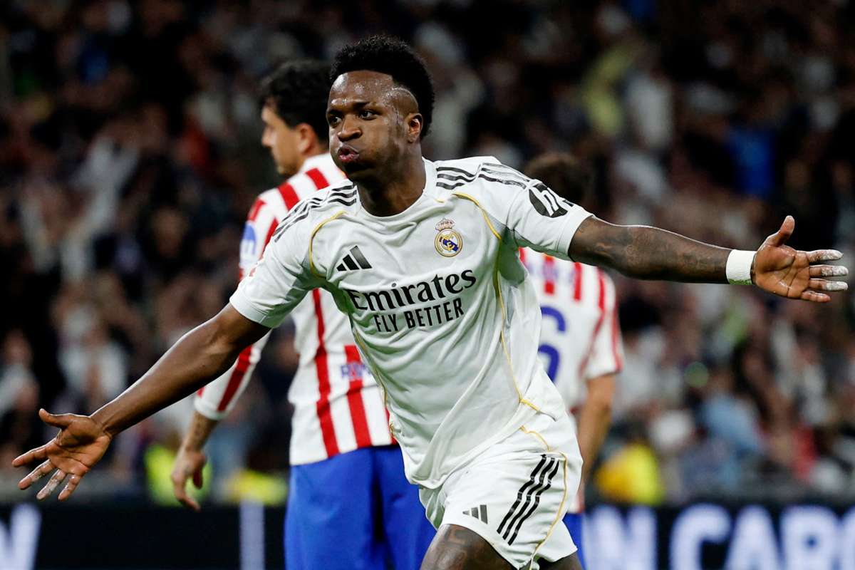 Real Madrid bate Atlético com dois golos de Vinícius Júnior e preserva aspirações ao título espanhol