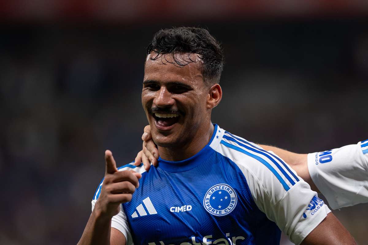 Portugal: Ancelotti chama Kaiki do Cruzeiro para o lugar de Alex Sandro