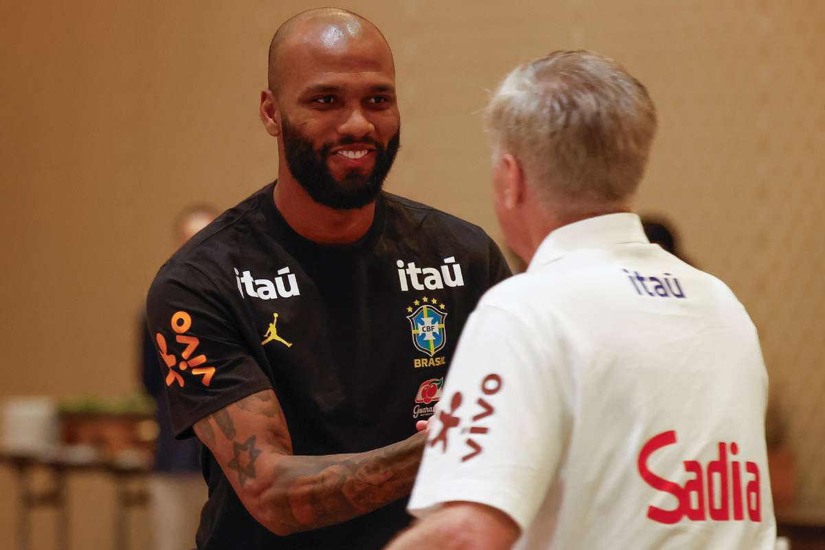 Ancelotti espera por Raphinha e Vinícius Júnior para formar o Brasil completo
