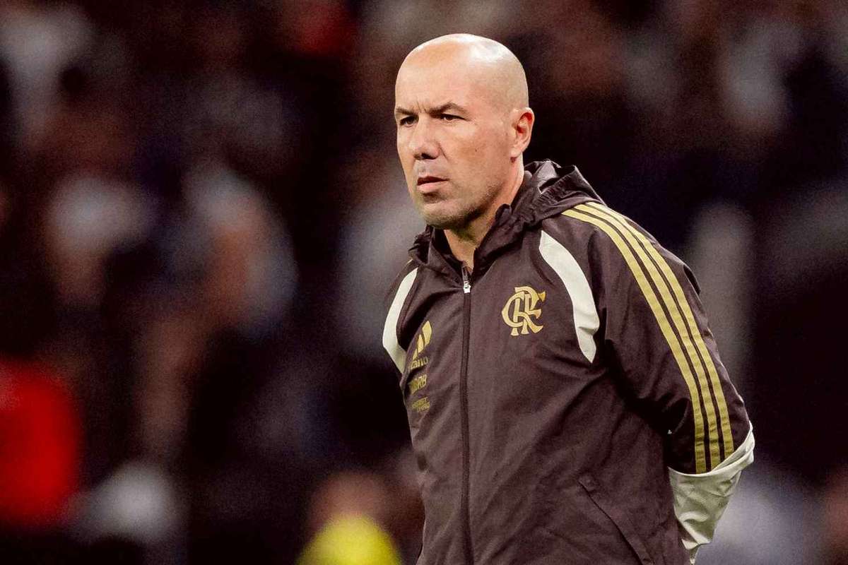 Leonardo Jardim esclarece posição de Gonzalo Plata: Para atuar no Flamengo deve estar totalmente adaptado