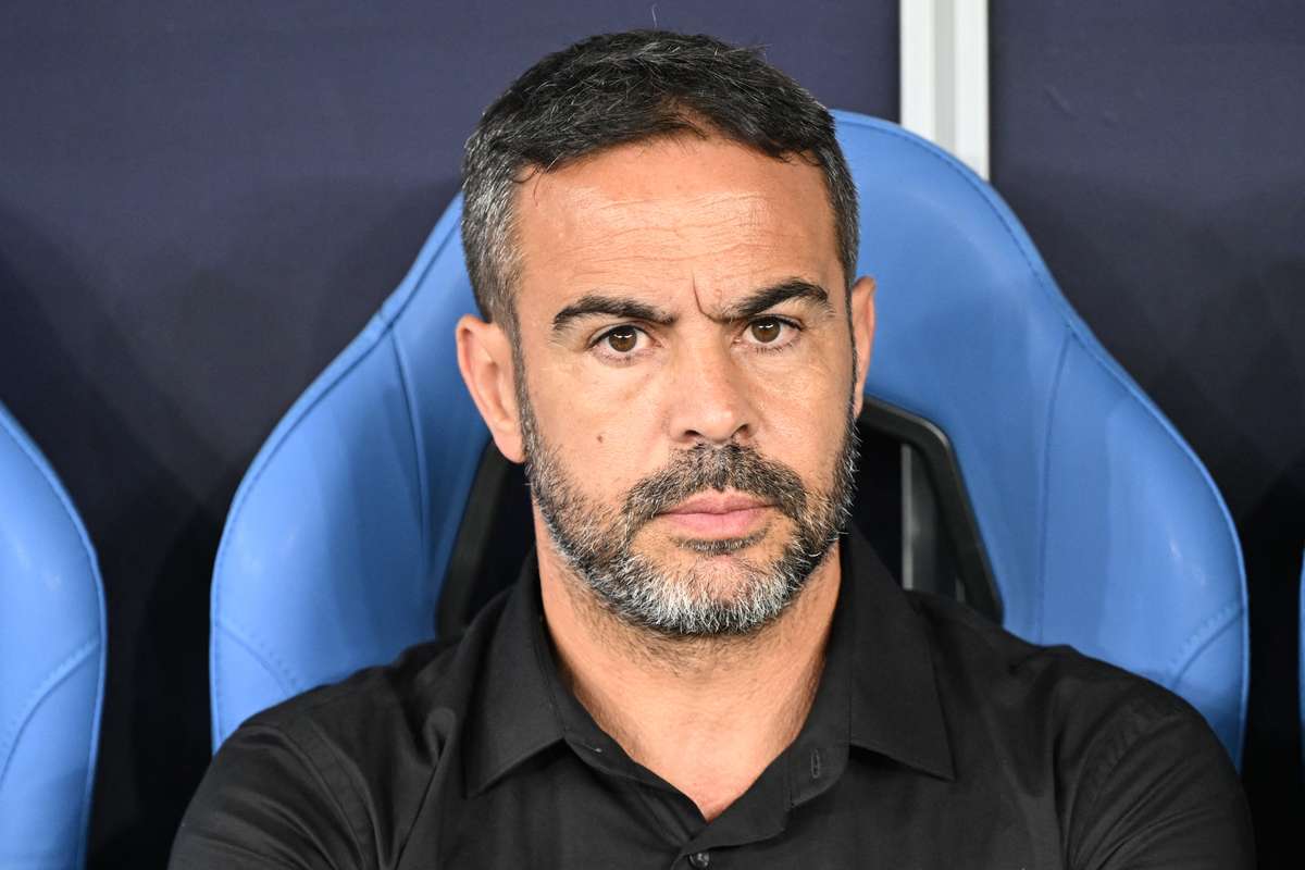 Artur Jorge desembarca no Brasil e assegura reviravolta no Cruzeiro: "Vamos inverter o jogo"
