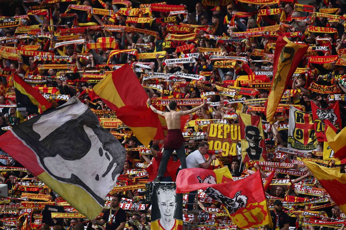 Le RC Lens rejette la demande de report de son affrontement contre le Paris Saint-Germain en Ligue 1