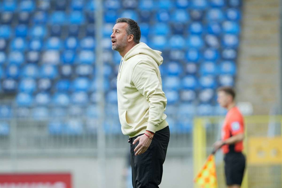 DFB leitet Ermittlungsverfahren gegen Aue-Trainer Dabrowski ein