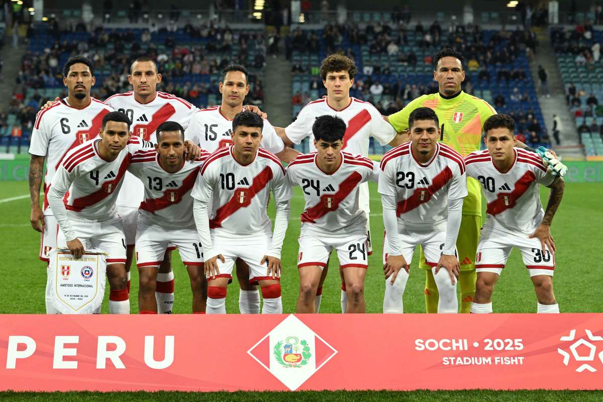 Perú llega a París listo para jugar amistosos con una plantilla de edad media de 25 años