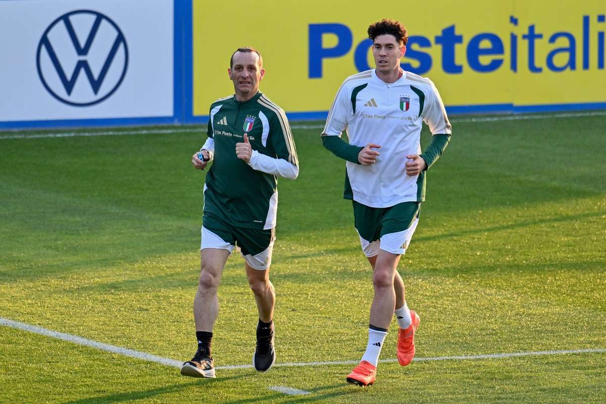 Mundial 2026: Bastoni sob avaliacao Palestra e Pio Esposito provados na equipa de Italia