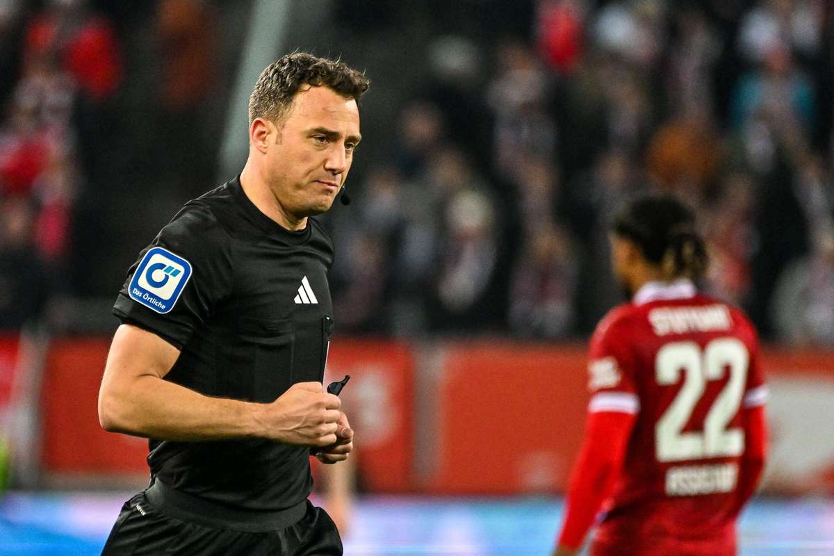Árbitro alemão com passado de manipulação de jogos vai dirigir Dinamarca contra Macedónia do Norte no Mundial 2026