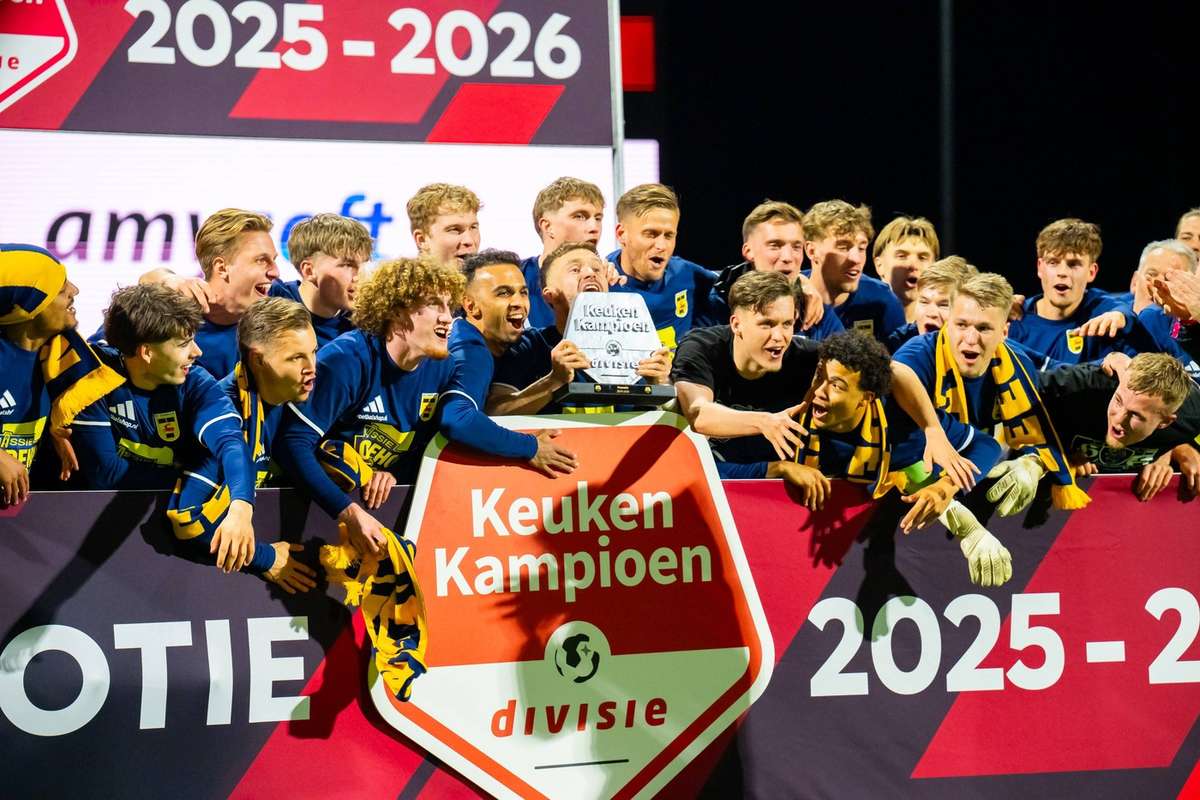 Cambuur Leeuwarden si unisce all'ADO Den Haag nella promozione in Eredivisie olandese