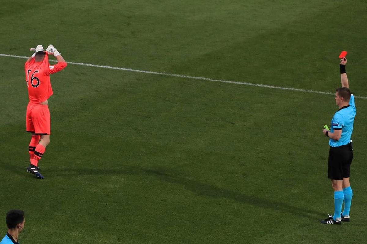 Mundial-2026: O dia em que um árbitro checo acabou com o sonho da geração de ouro irlandesa